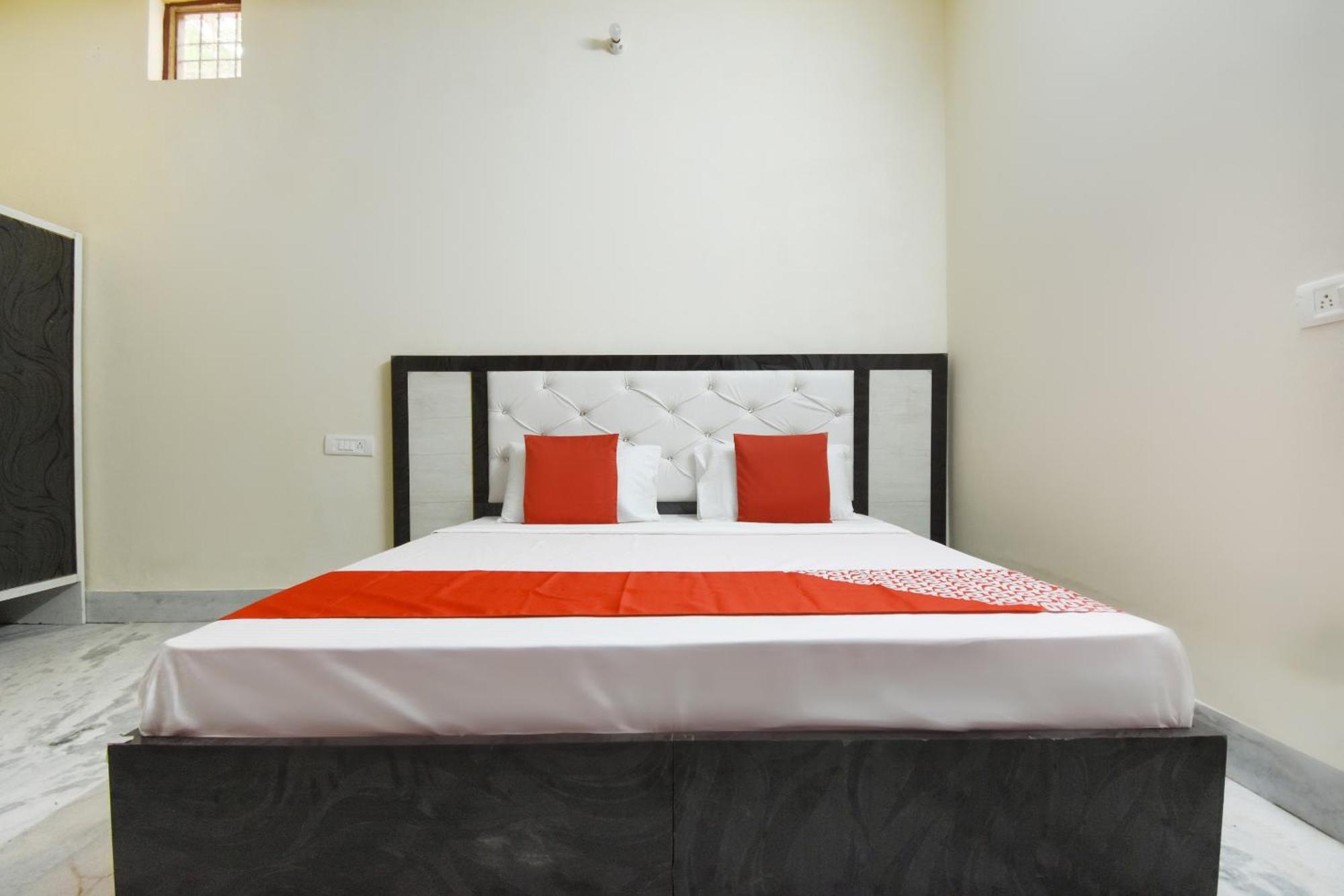 Hotel O Hc Residency Landran Esterno foto